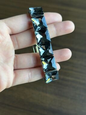 Chunky Dark Beaded Stretch Bracelet with Silver tones